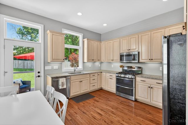 4002 Ballard Avenue, Cincinnati, OH 45209