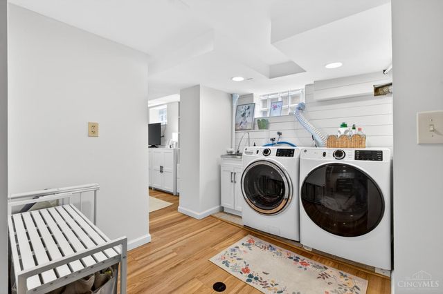 4002 Ballard Avenue, Cincinnati, OH 45209