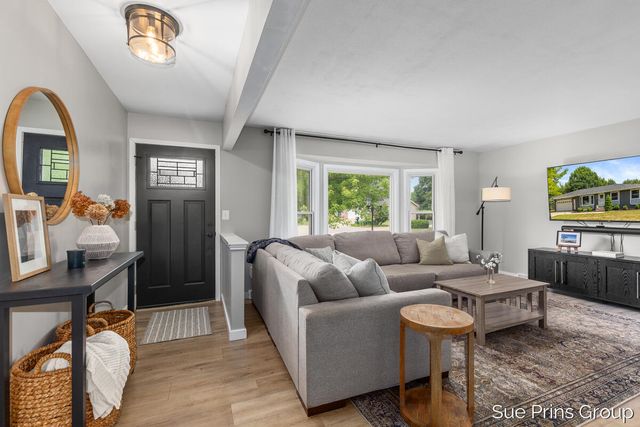 7354 S Garden Court, Georgetown Twp, MI 49428
