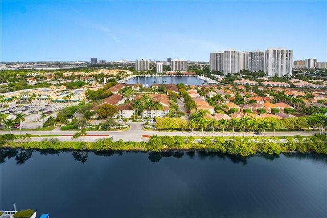 3675 N Country Club Dr 2201, Aventura, FL 33180