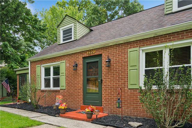 2901 Ponderosa Drive, Shaler, PA 15101