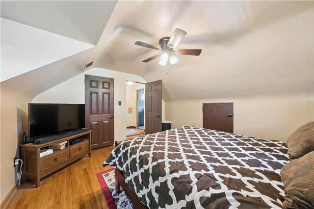 2901 Ponderosa Drive, Shaler, PA 15101