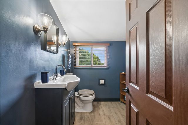 2901 Ponderosa Drive, Shaler, PA 15101