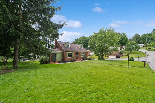 2901 Ponderosa Drive, Shaler, PA 15101