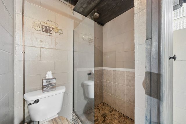 2901 Ponderosa Drive, Shaler, PA 15101