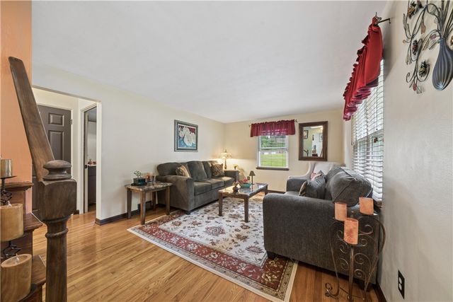 2901 Ponderosa Drive, Shaler, PA 15101