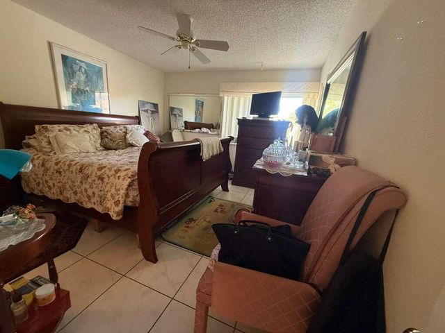 213 Pine HOV Circle, Greenacres, FL 33463