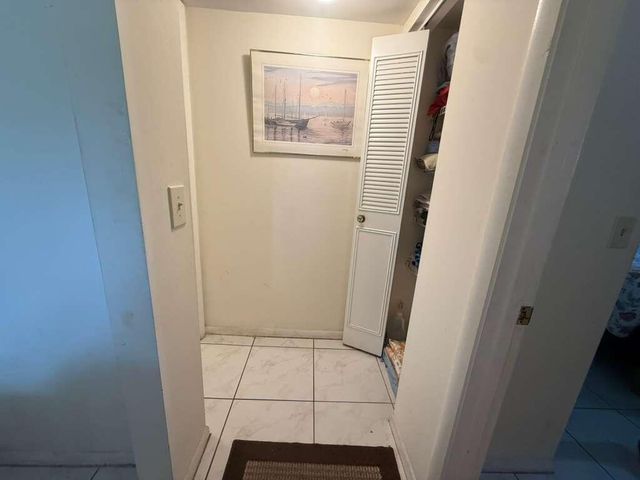 213 Pine HOV Circle, Greenacres, FL 33463
