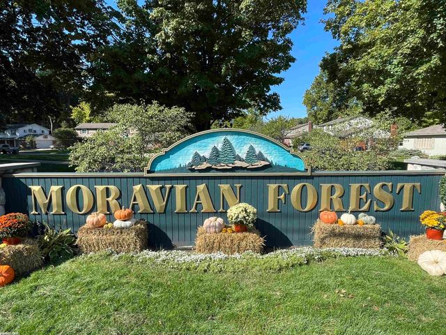 37431 Tall Oak Drive, Clinton Twp, MI 48036