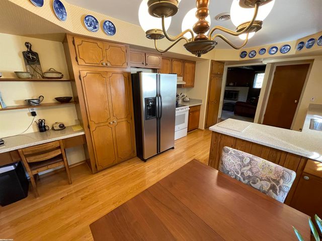 37431 Tall Oak Drive, Clinton Twp, MI 48036