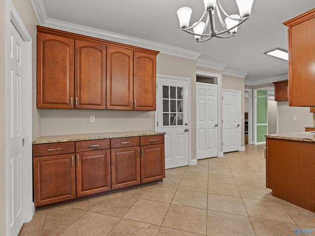 2619 Excalibur Drive SE, Huntsville, AL 35803