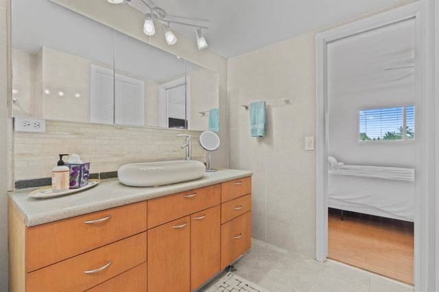 750 NE Spanish River Boulevard 2040, Boca Raton, FL 33431