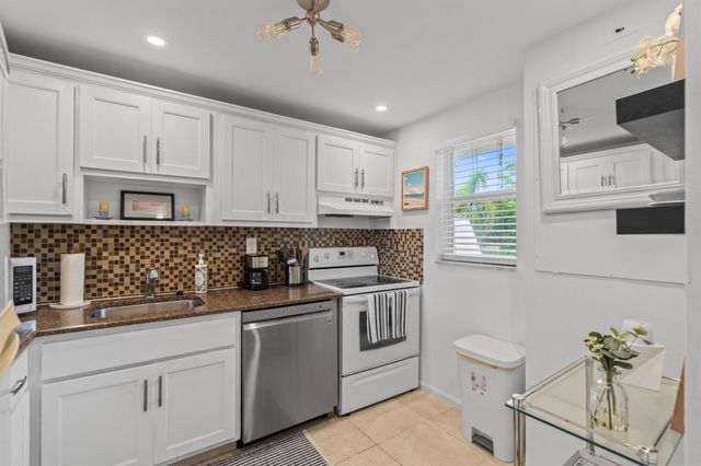 750 NE Spanish River Boulevard 2040, Boca Raton, FL 33431