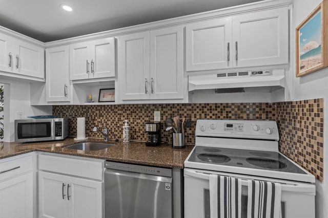 750 NE Spanish River Boulevard 2040, Boca Raton, FL 33431