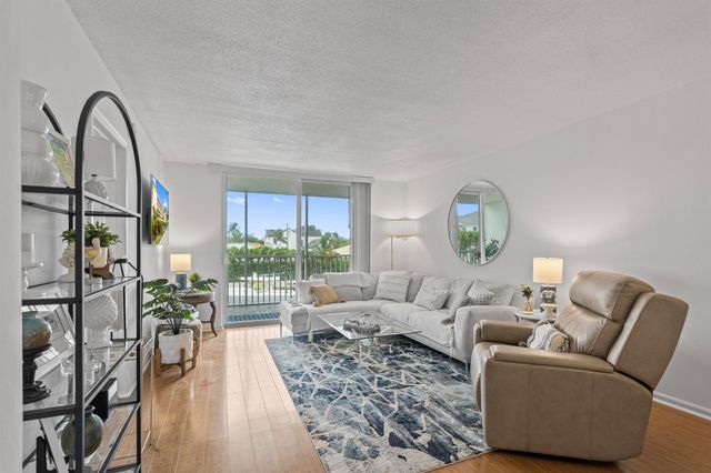 750 NE Spanish River Boulevard 2040, Boca Raton, FL 33431