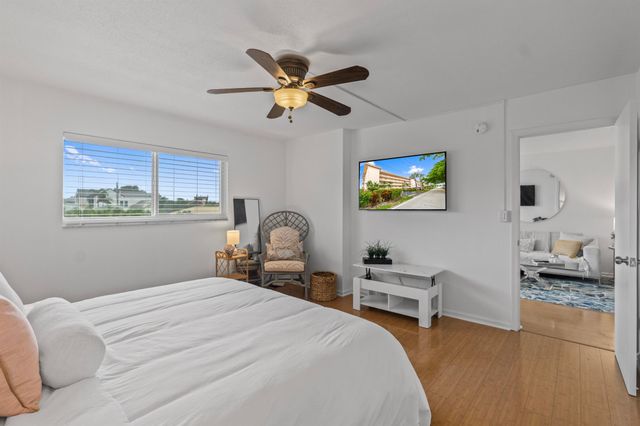 750 NE Spanish River Boulevard 2040, Boca Raton, FL 33431