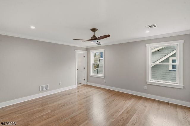 732 Embree Cres, Westfield Town, NJ 07090