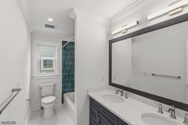 732 Embree Cres, Westfield Town, NJ 07090