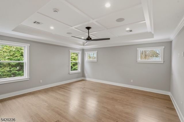 732 Embree Cres, Westfield Town, NJ 07090