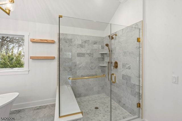732 Embree Cres, Westfield Town, NJ 07090