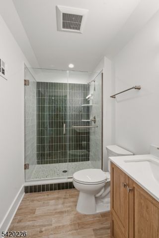 732 Embree Cres, Westfield Town, NJ 07090