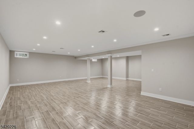 732 Embree Cres, Westfield Town, NJ 07090