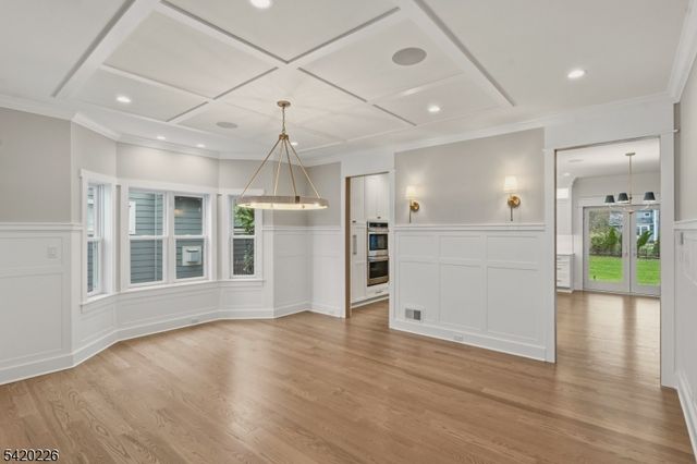 732 Embree Cres, Westfield Town, NJ 07090