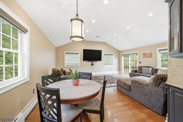 17 Kiowa, Oakland Boro, NJ 07436