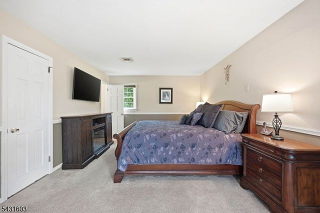 17 Kiowa, Oakland Boro, NJ 07436