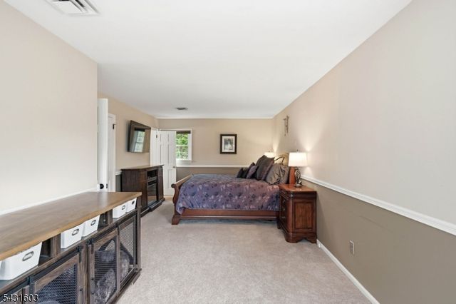 17 Kiowa, Oakland Boro, NJ 07436