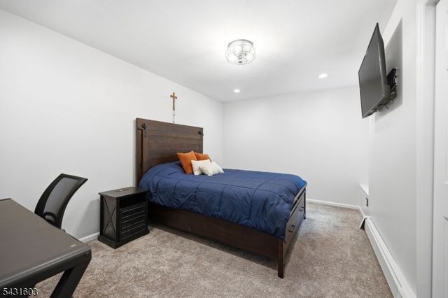 17 Kiowa, Oakland Boro, NJ 07436