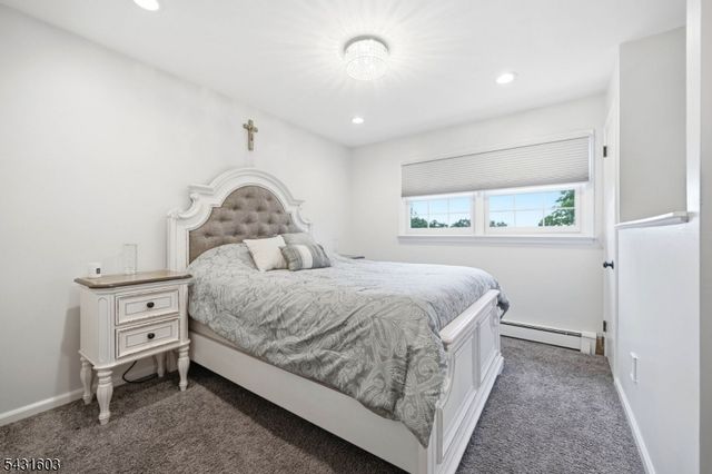 17 Kiowa, Oakland Boro, NJ 07436