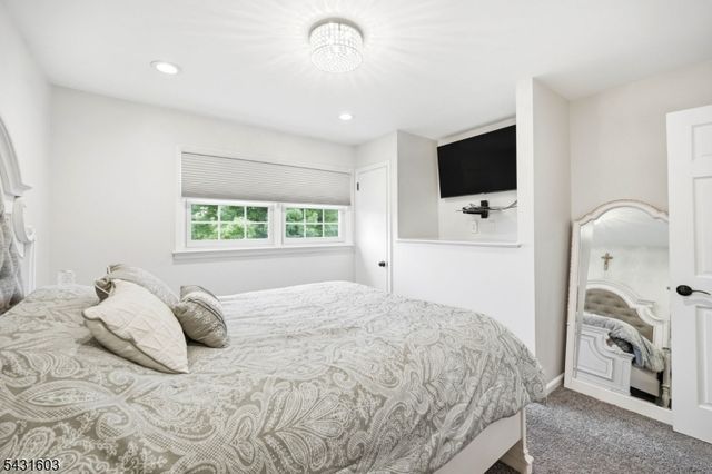 17 Kiowa, Oakland Boro, NJ 07436