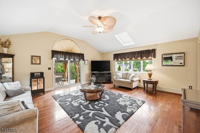 17 Kiowa, Oakland Boro, NJ 07436