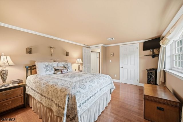 17 Kiowa, Oakland Boro, NJ 07436