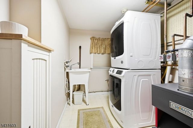 17 Kiowa, Oakland Boro, NJ 07436