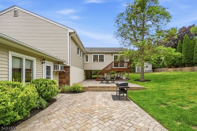 17 Kiowa, Oakland Boro, NJ 07436