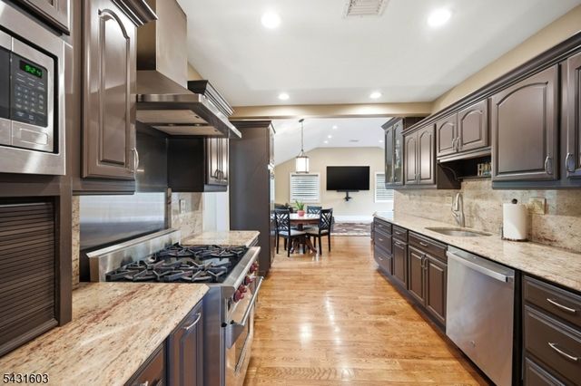 17 Kiowa, Oakland Boro, NJ 07436