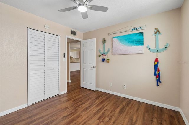 4715 BAY STREET NE 223, St Petersburg, FL 33703