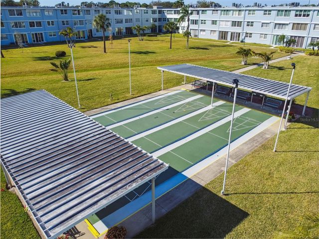 4715 BAY STREET NE 223, St Petersburg, FL 33703