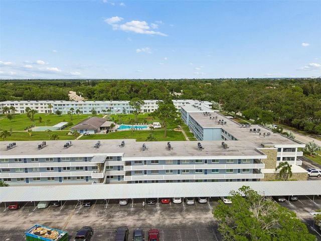 4715 BAY STREET NE 223, St Petersburg, FL 33703