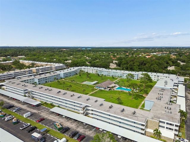 4715 BAY STREET NE 223, St Petersburg, FL 33703