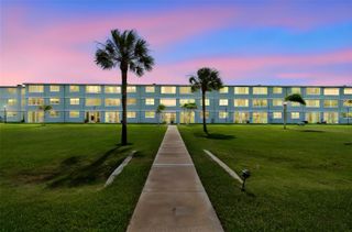 4715 BAY STREET NE 223, St Petersburg, FL 33703