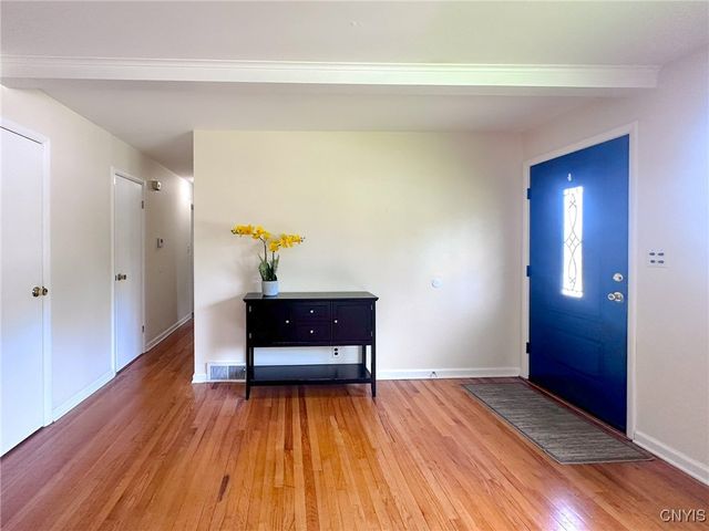 2 Claridge Court, New Hartford, NY 13413