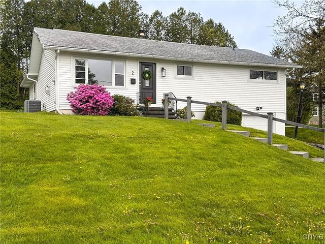 2 Claridge Court, New Hartford, NY 13413