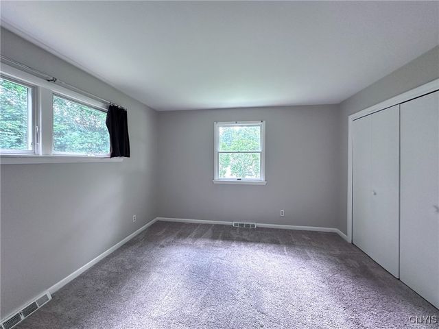 2 Claridge Court, New Hartford, NY 13413