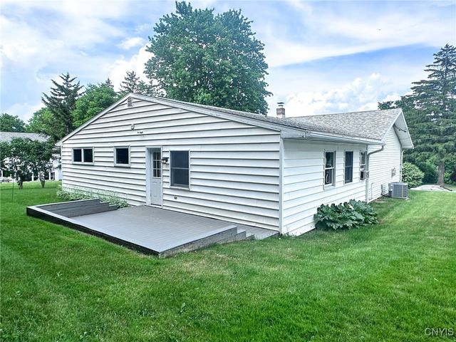 2 Claridge Court, New Hartford, NY 13413