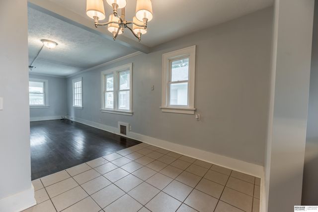 3728 N 53rd Street, Omaha, NE 68104