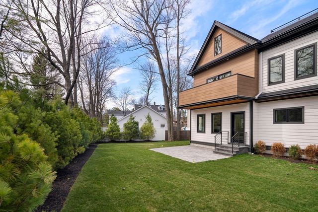 230 Auburn St 230, Newton, MA 02466