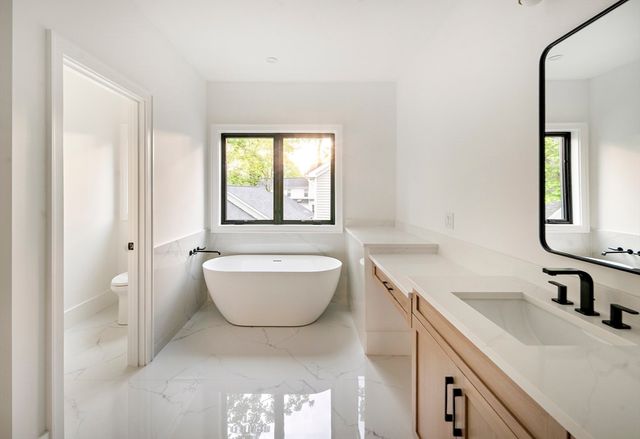 230 Auburn St 230, Newton, MA 02466